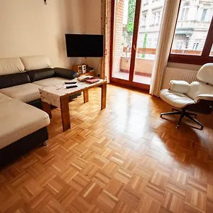 castle-hillside-apartment.inbudapesthotels.com/