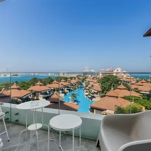 sarai-apartments-on-the-beach.dubaihotelsoffers.com/