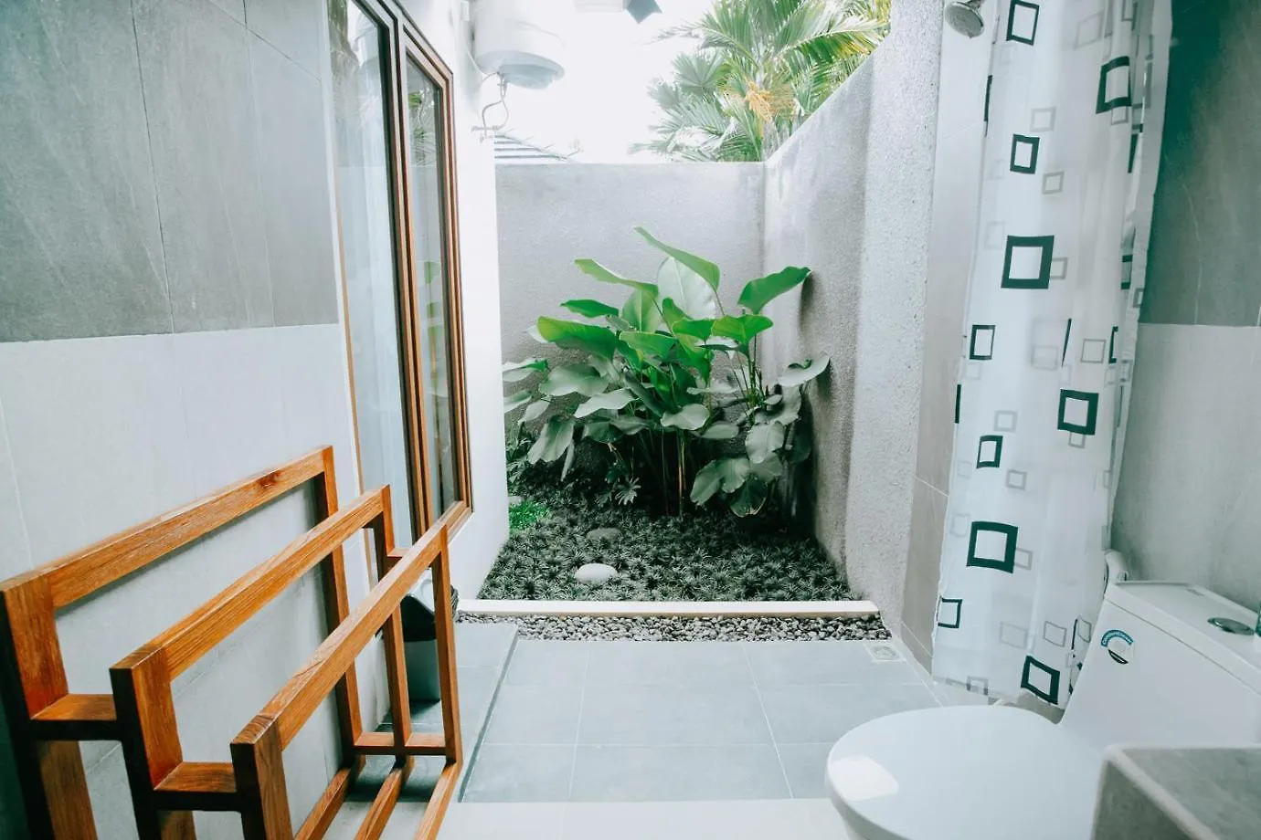 Mahayoga Ubud Private Pool Villa Spa And Resto 0*,  Indonesia